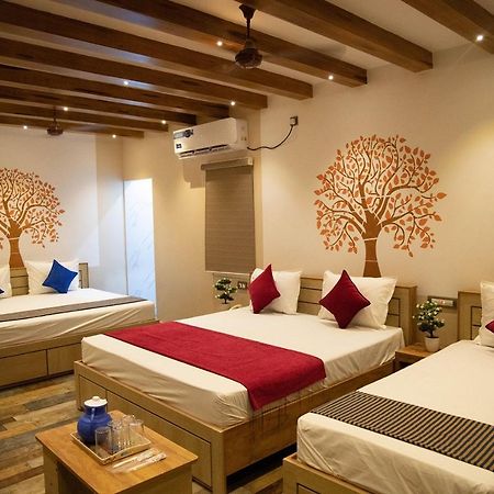 Hotel Ganesh Palace Rāmeswaram Zewnętrze zdjęcie